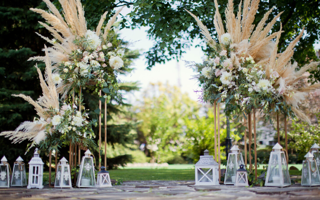 Photo d'une arche de mariage, fond photomaton.